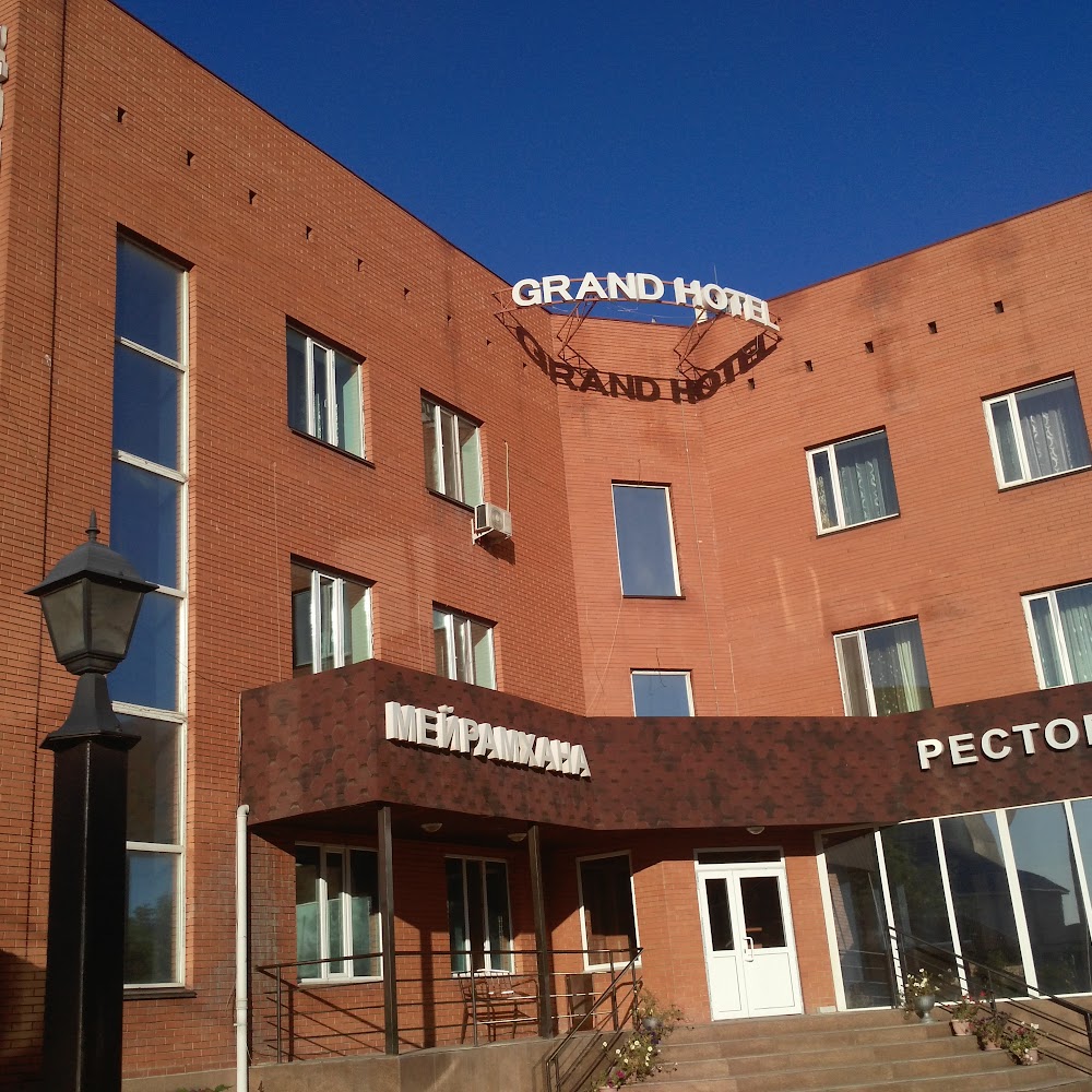 Отель Grand Hotel