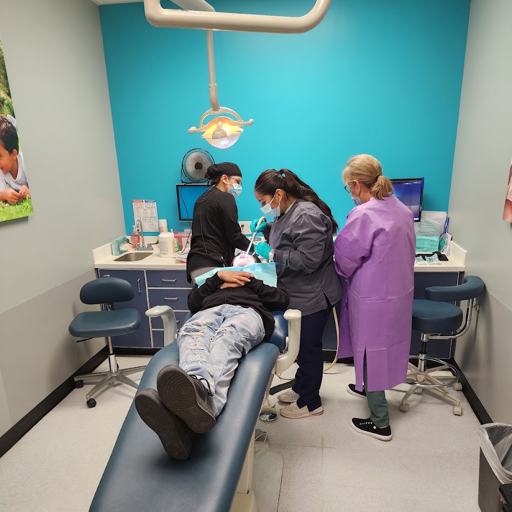 Topaz Dentistry & Braces