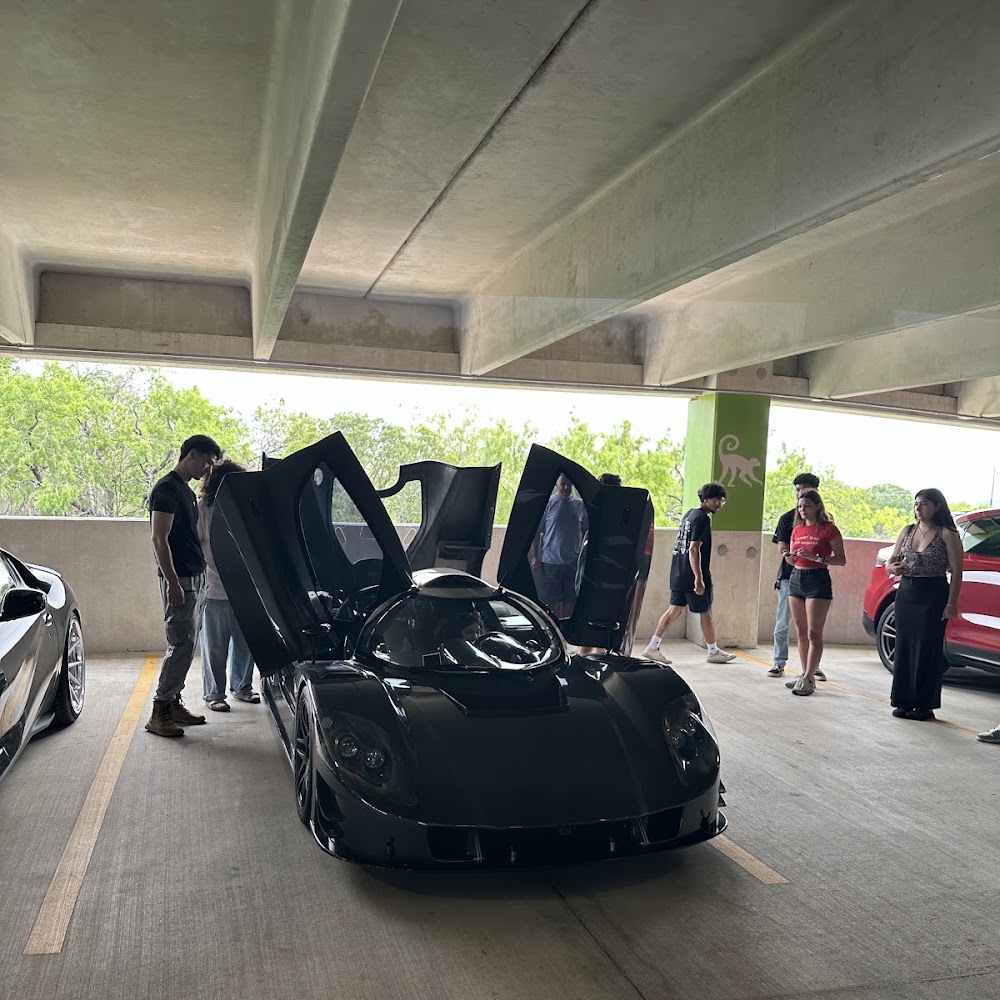San Antonio Zoo Free Parking