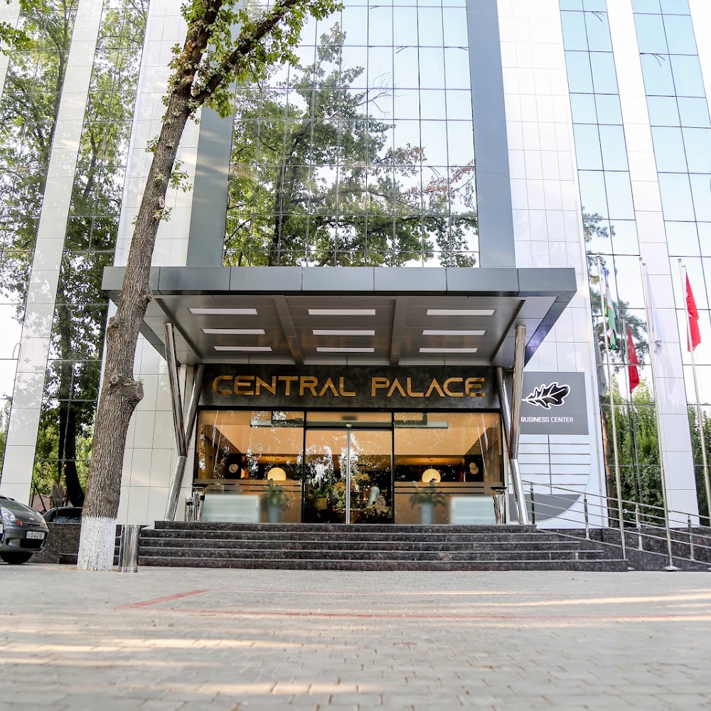 Central Palace Hotel
