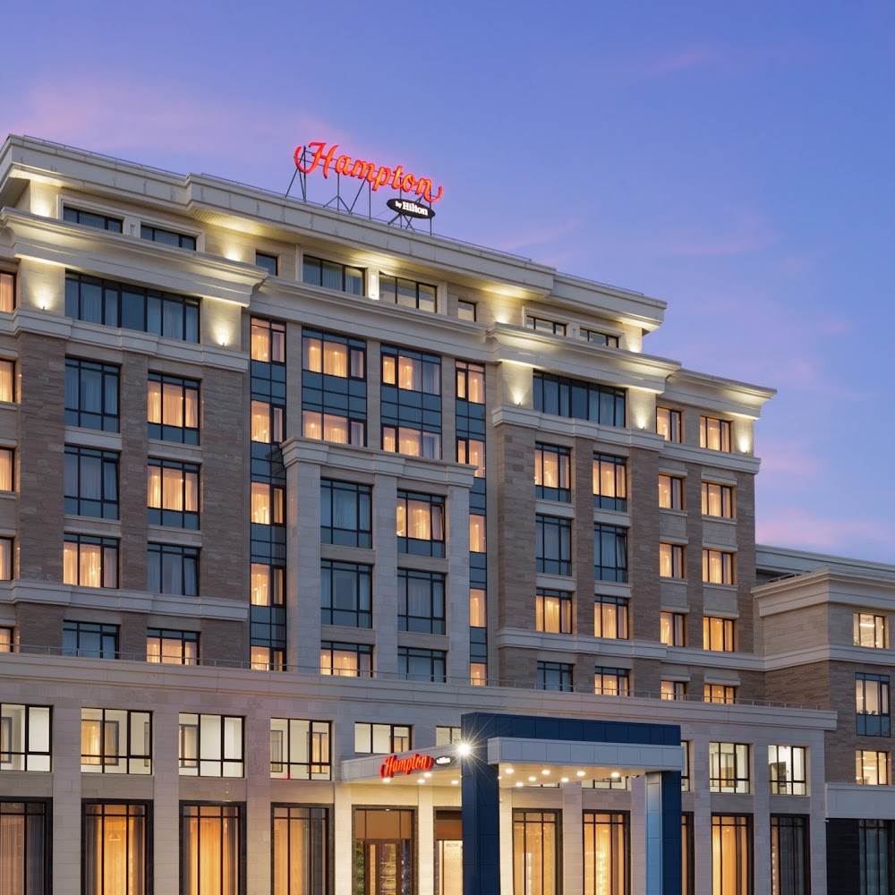 Hampton by Hilton Astana Triumphal Arch