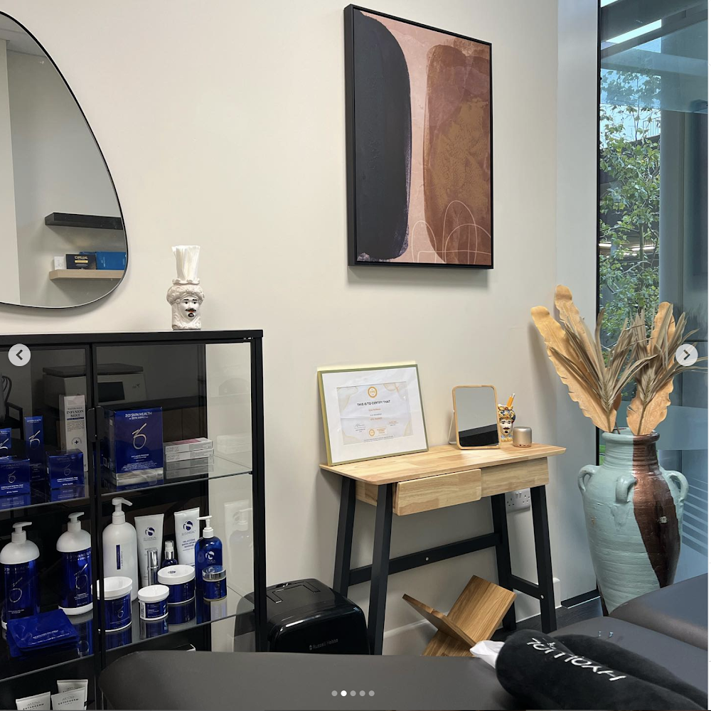 Dolce Aesthetic clinic and Academy