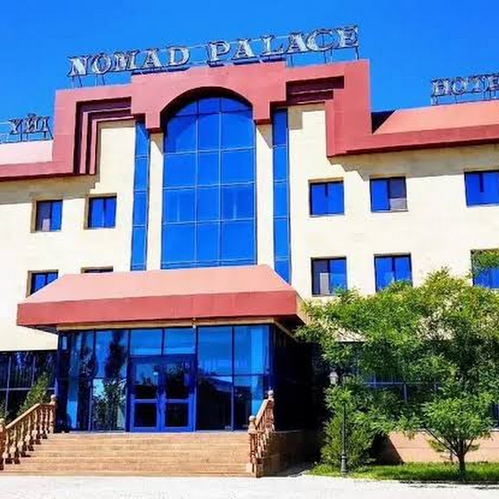Гостиница "Nomad Palace"