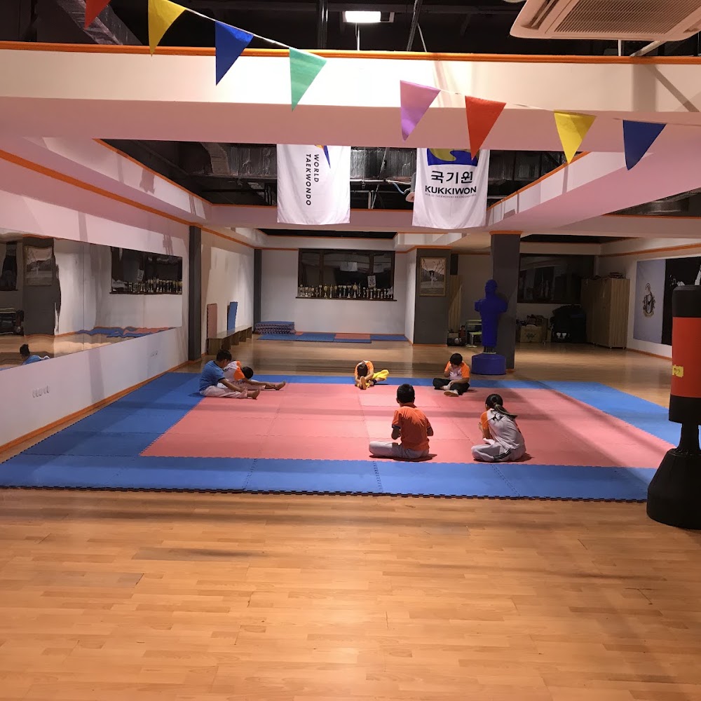 CLASSIS Fitness centre & Health club