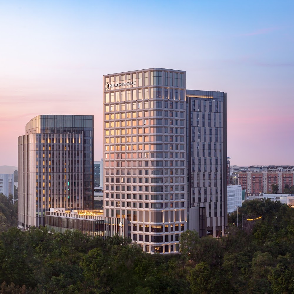 Интерконтиненталь, Отель