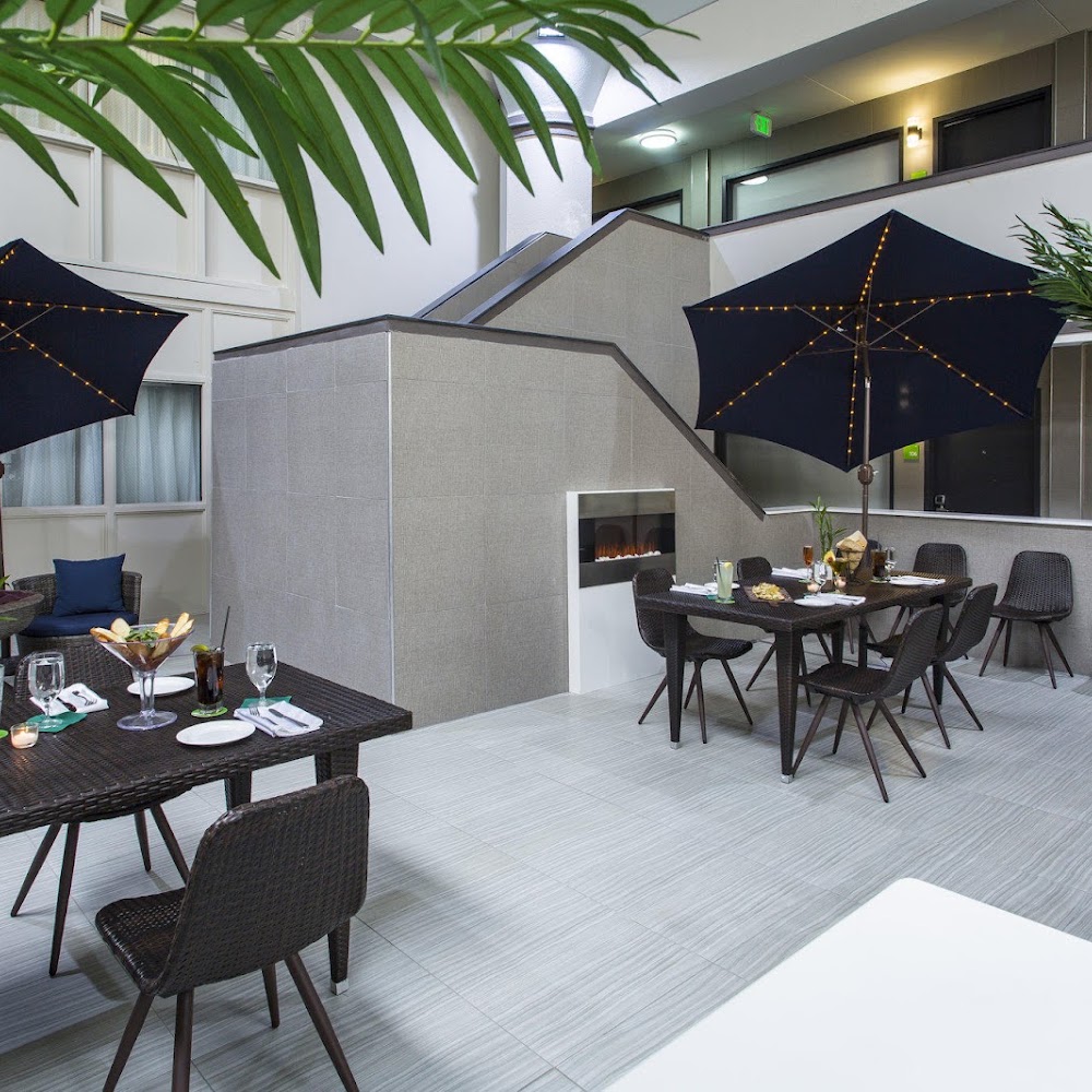 Holiday Inn & Suites Chicago North Shore (Skokie) by IHG