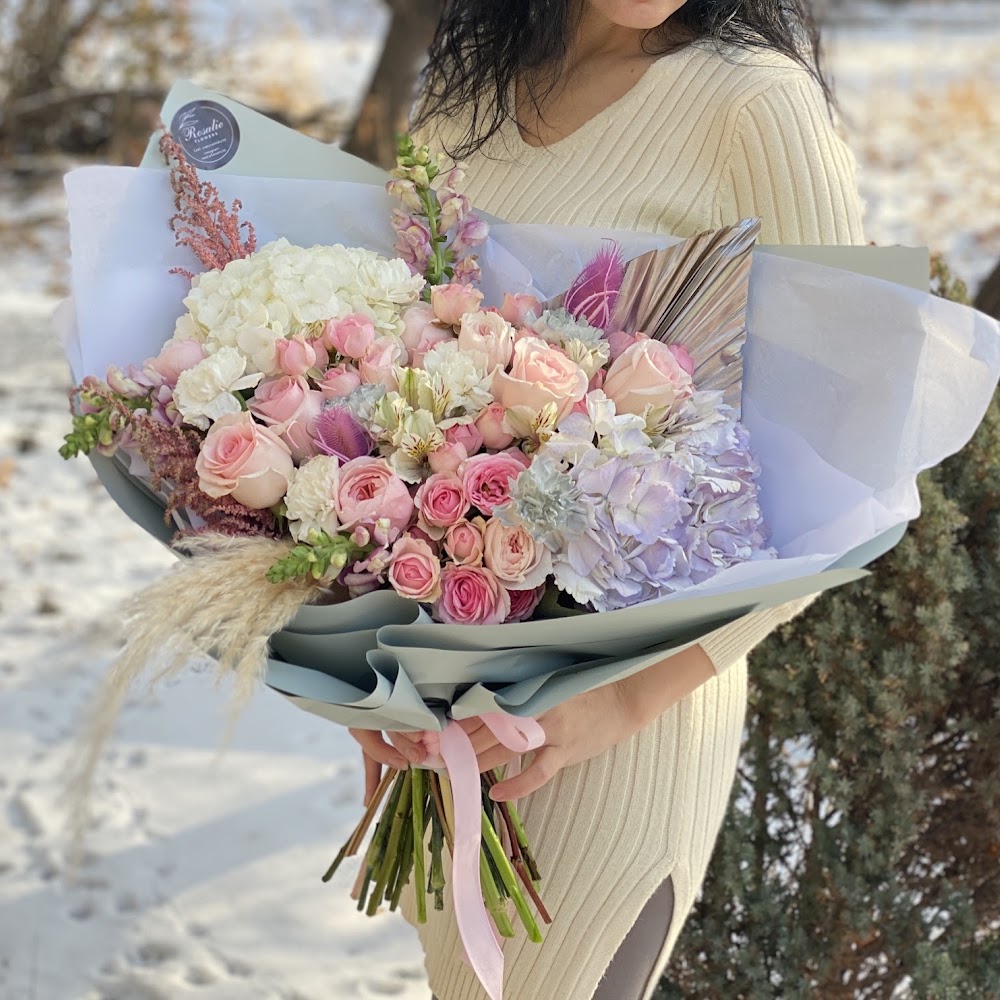 Доставка цветов в Астане Rosalie