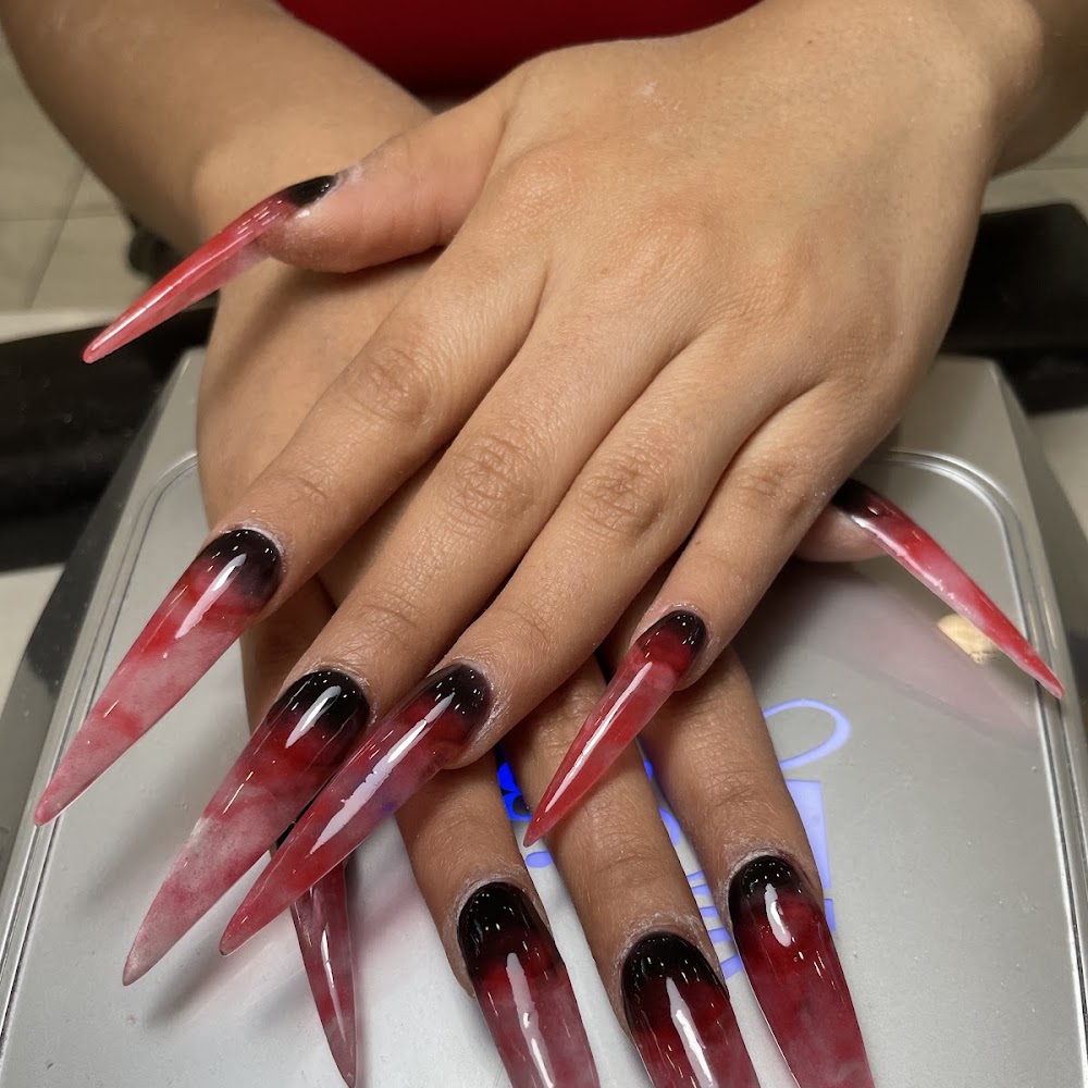 Phoenix Nails & Spa