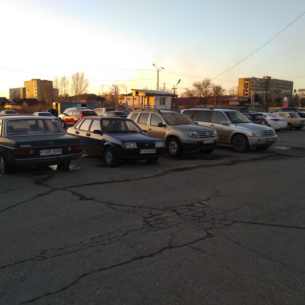 Parking Lot