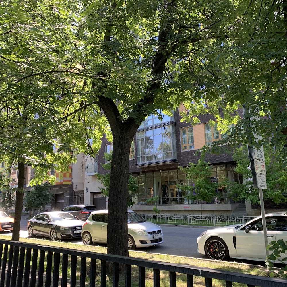 Парковка Лядской Сад