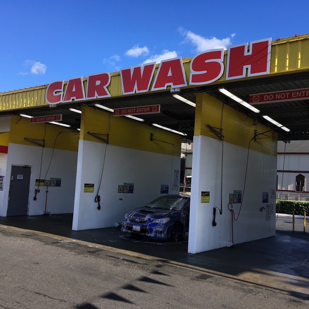 Uncle Ike's Car Wash