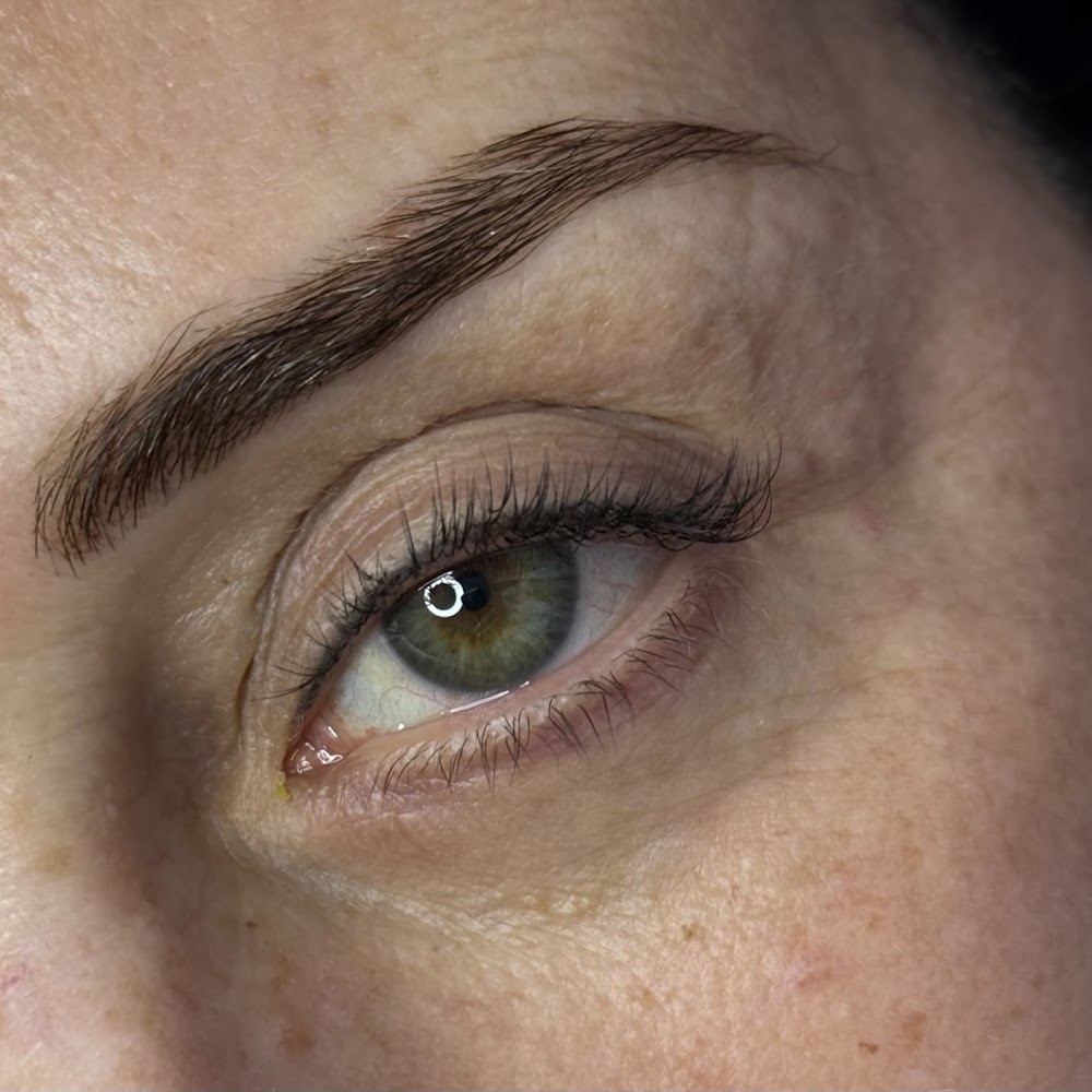 Lash & brows by Lana