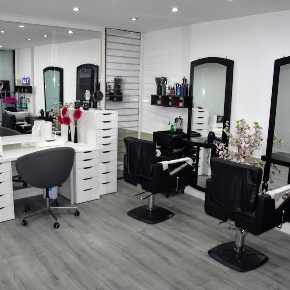 Pretty Woman Hair & Beauty Salon