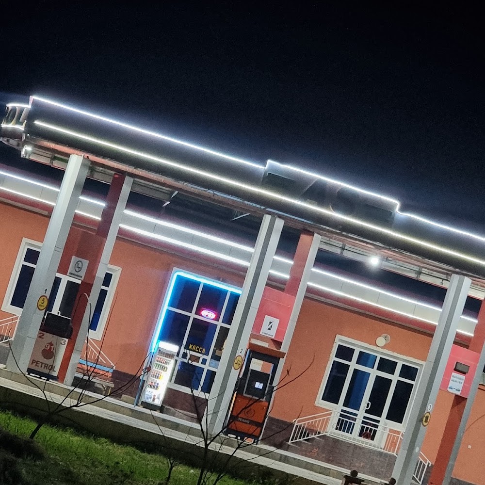 Бензин запрафка