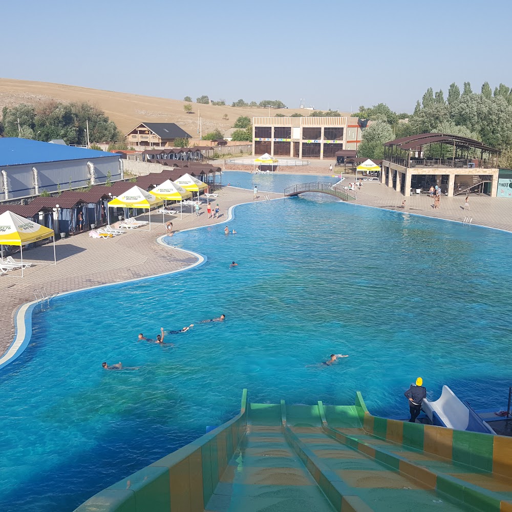 Комплекс Семейного отдыха "Family Resort"