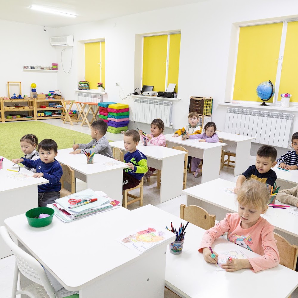 Монтессори, Подготовка к школе - Montessori School