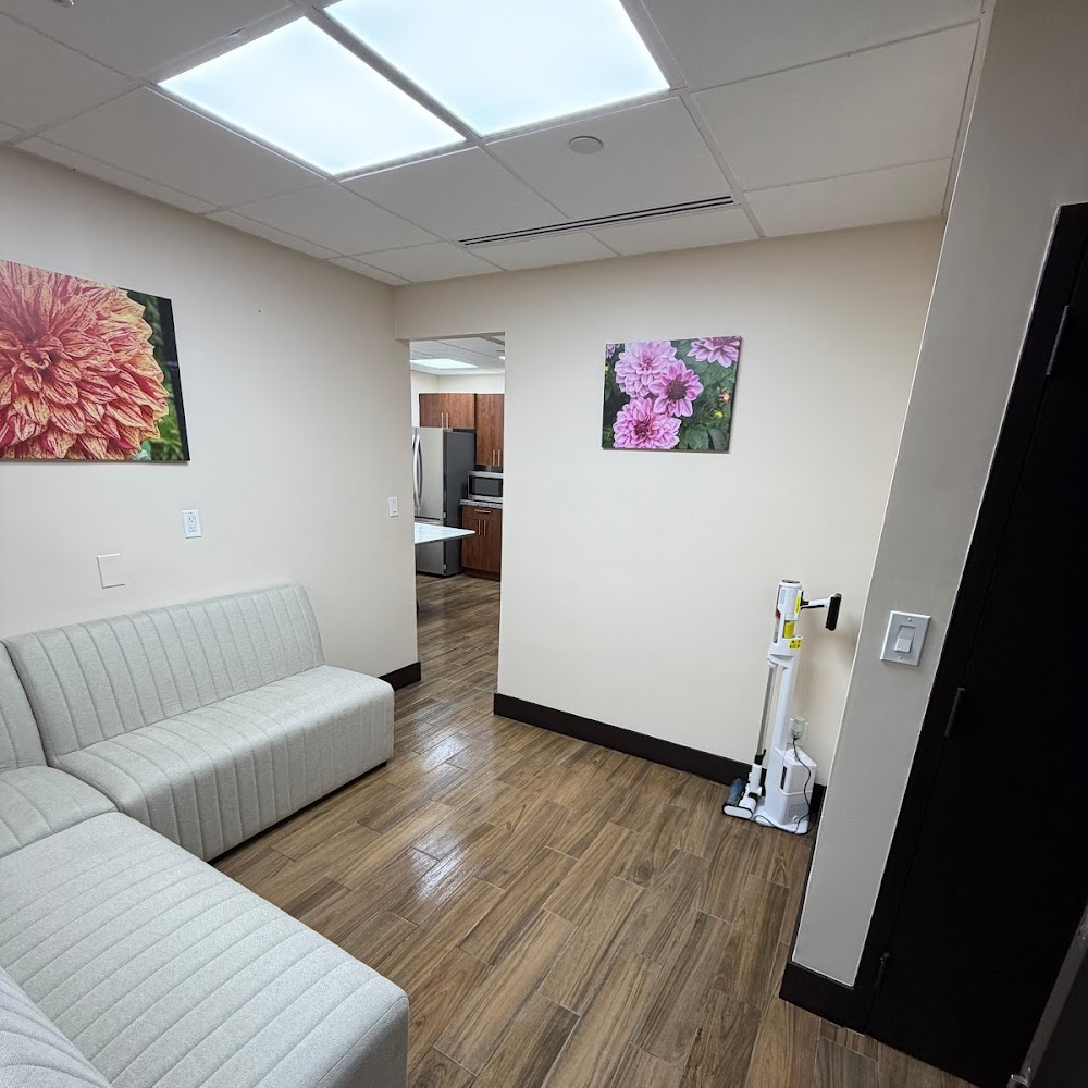 Miami Cleaning Group USA LLC