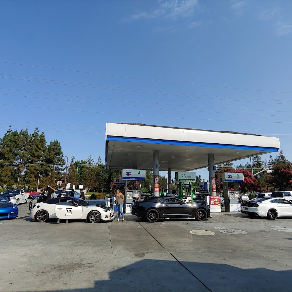 Premier Car Wash & Chevron