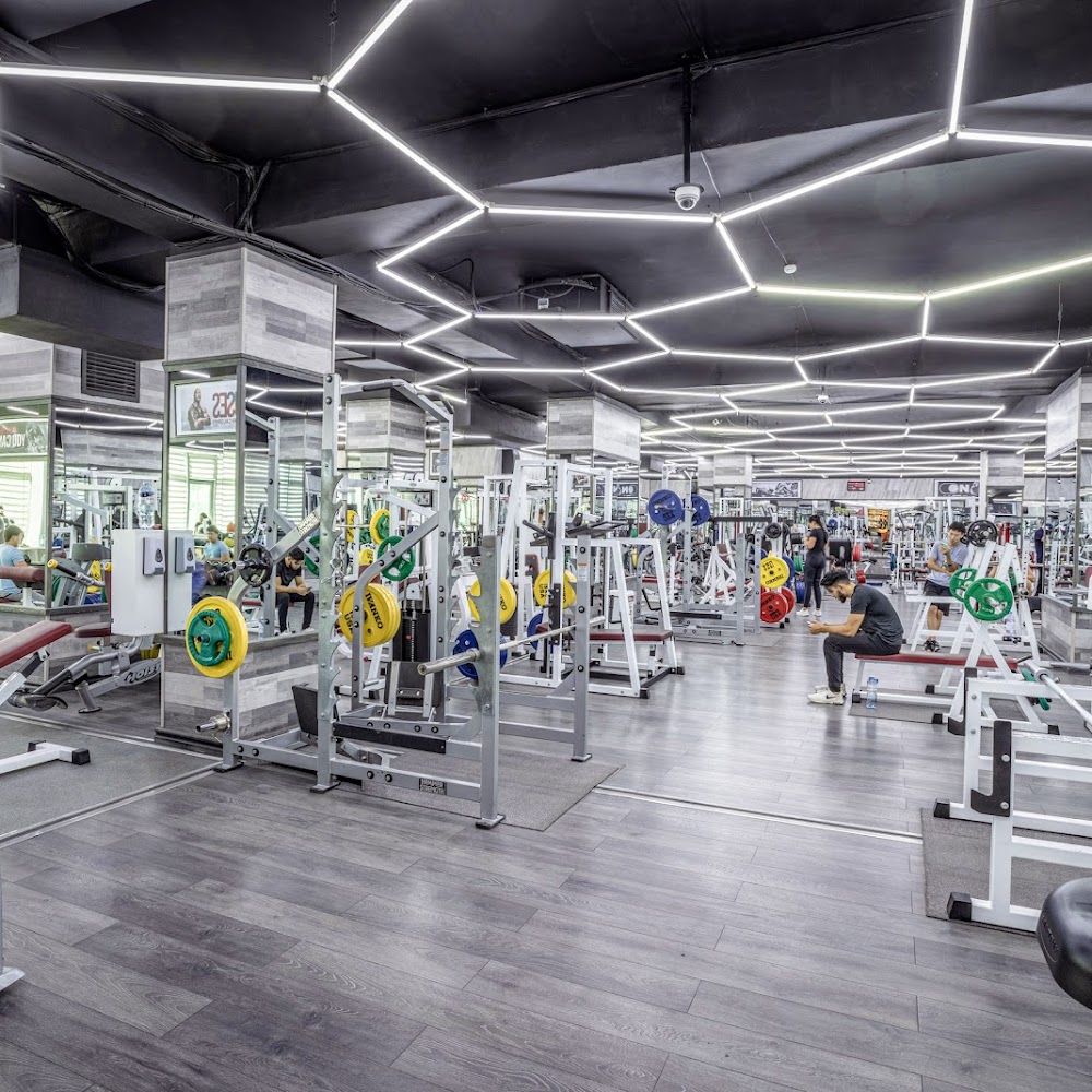 Banzai Fitness (на Абая)