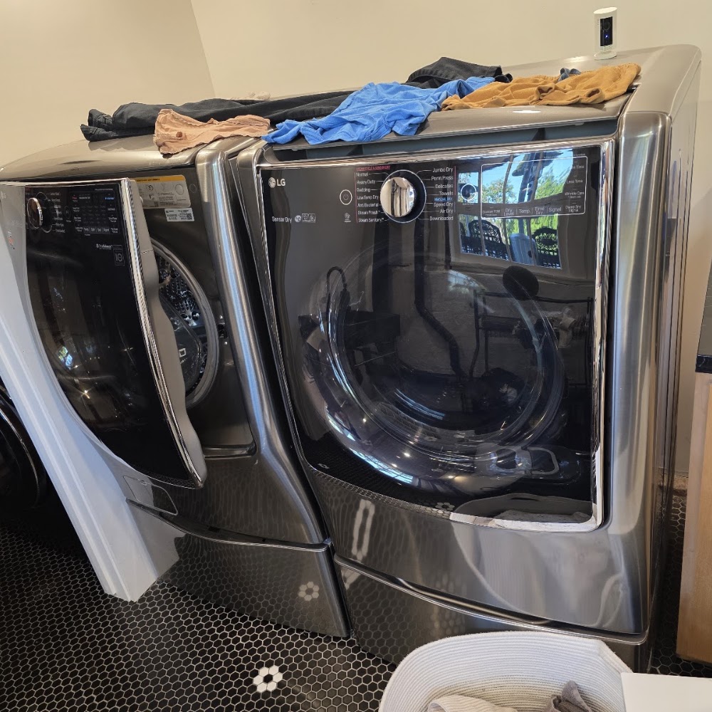 Akaya Appliance LG & Samsung Repair Service.