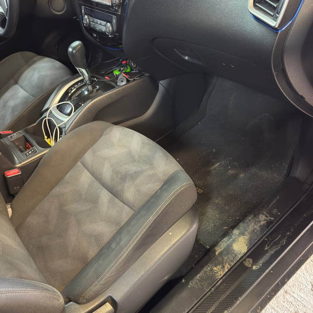 Auto Clean & Polish