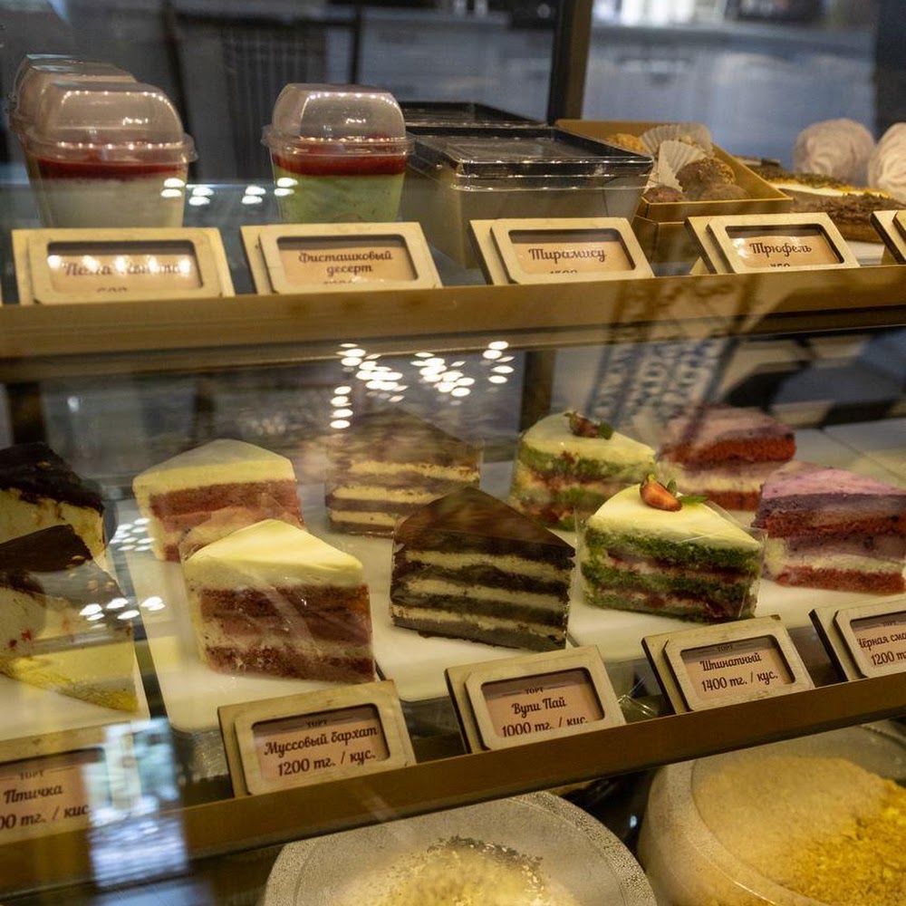 Hani Cakes & Coffee