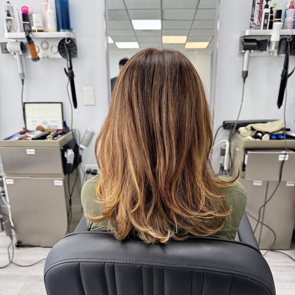 卡玛造型 K MA SALON CONVOY