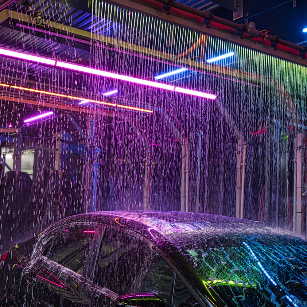 Suds Deluxe Car Wash