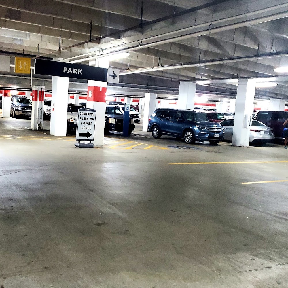 Avenida Central Garage (Winpark)